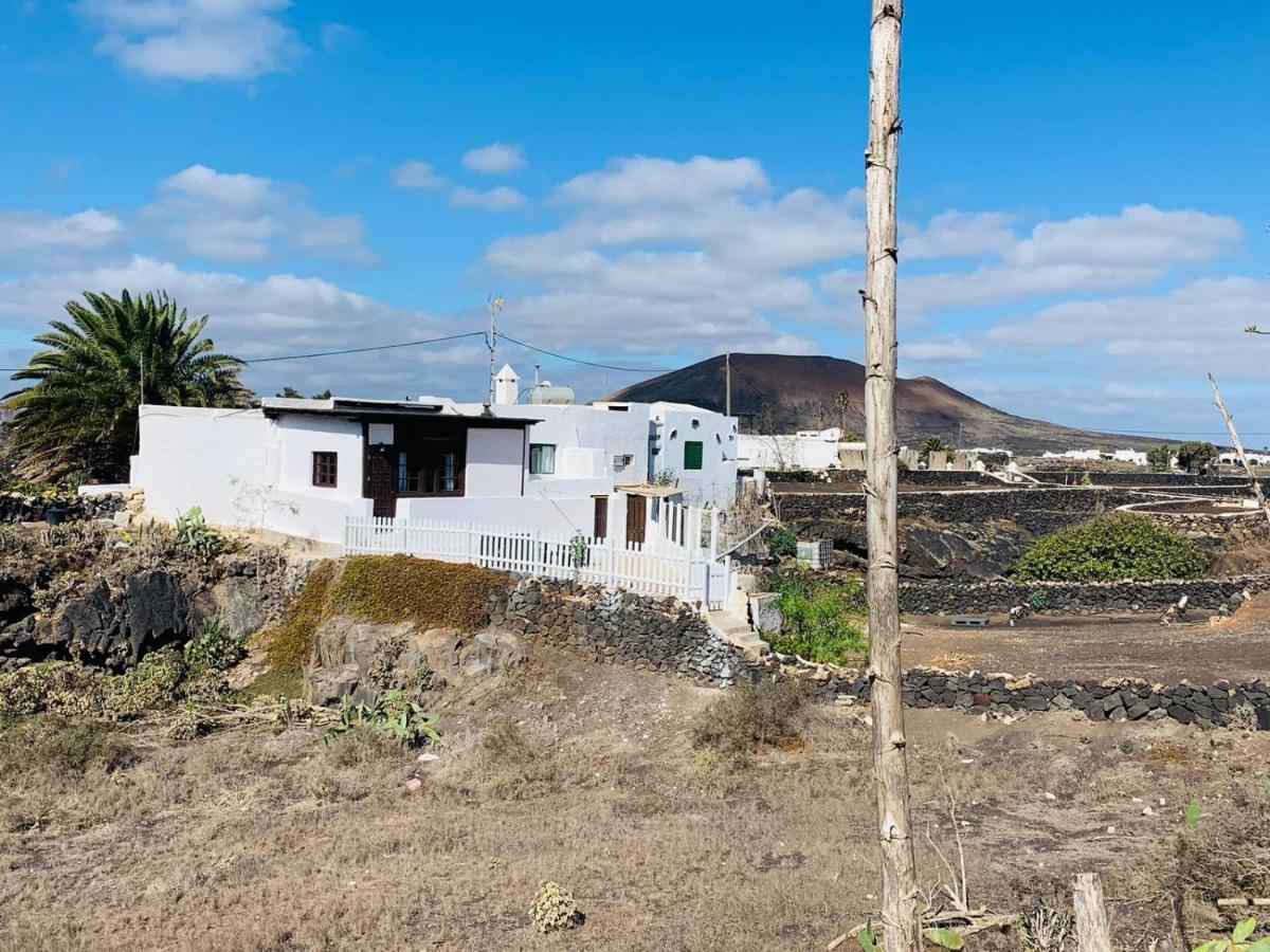 Campo Y Lava Villa Tías Exterior foto